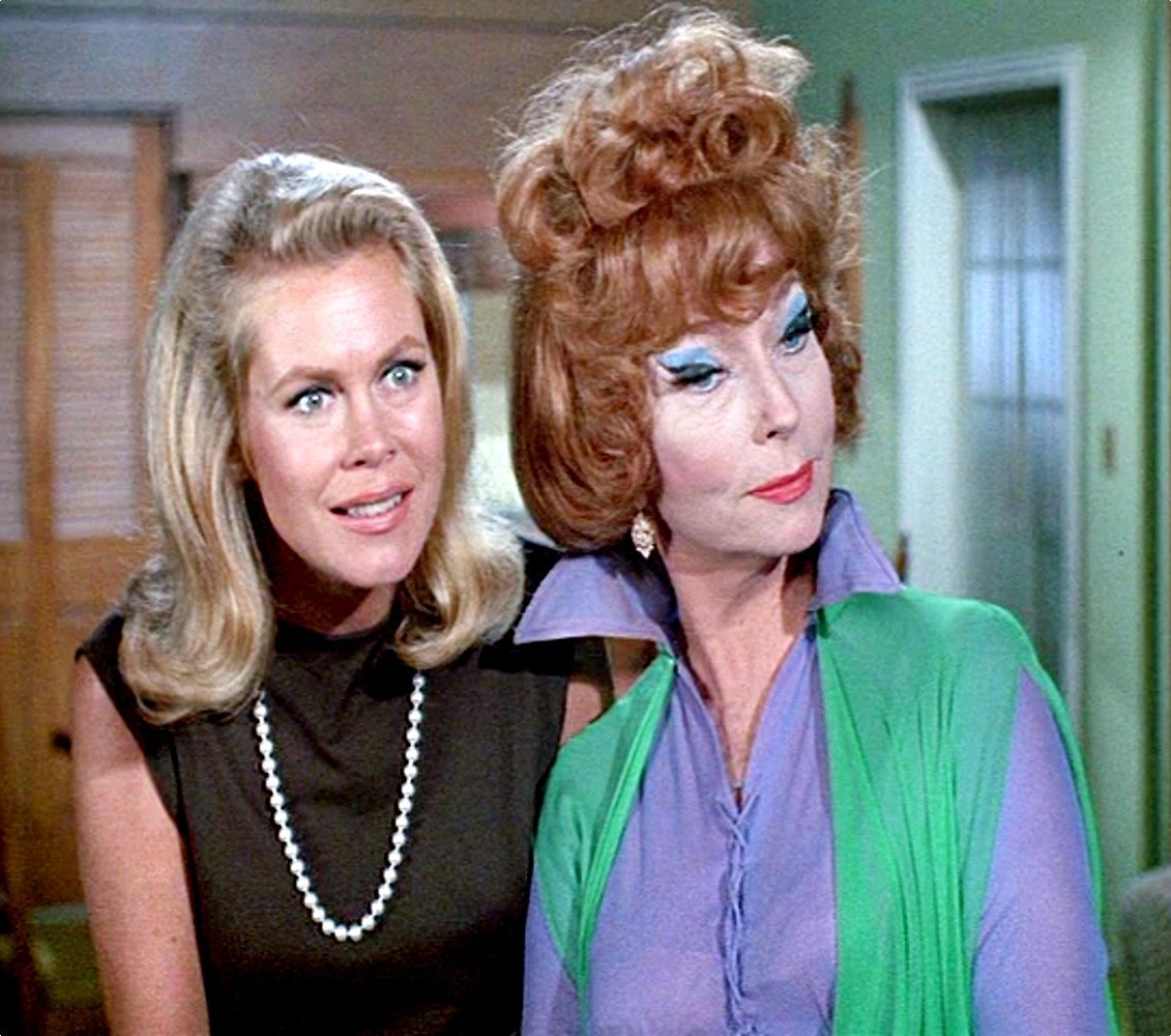 Samantha-and-Endora-elizabeth-montgomery-7675629-1131-1000 - Archer Magazine