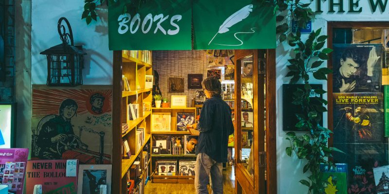 Young adult fiction and later-in-life queer awakenings