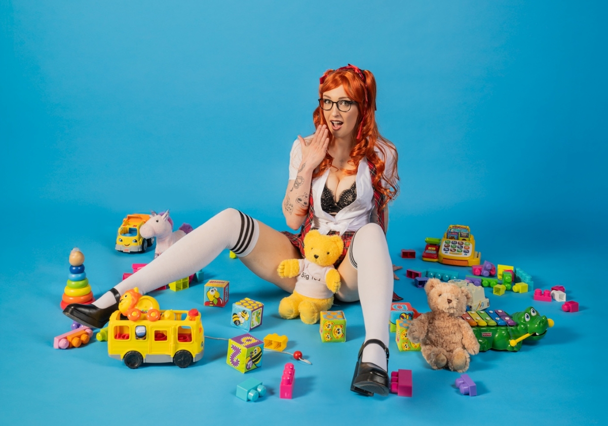 Archer Asks: Steph Crothers on stripping, theatremaking and childish men